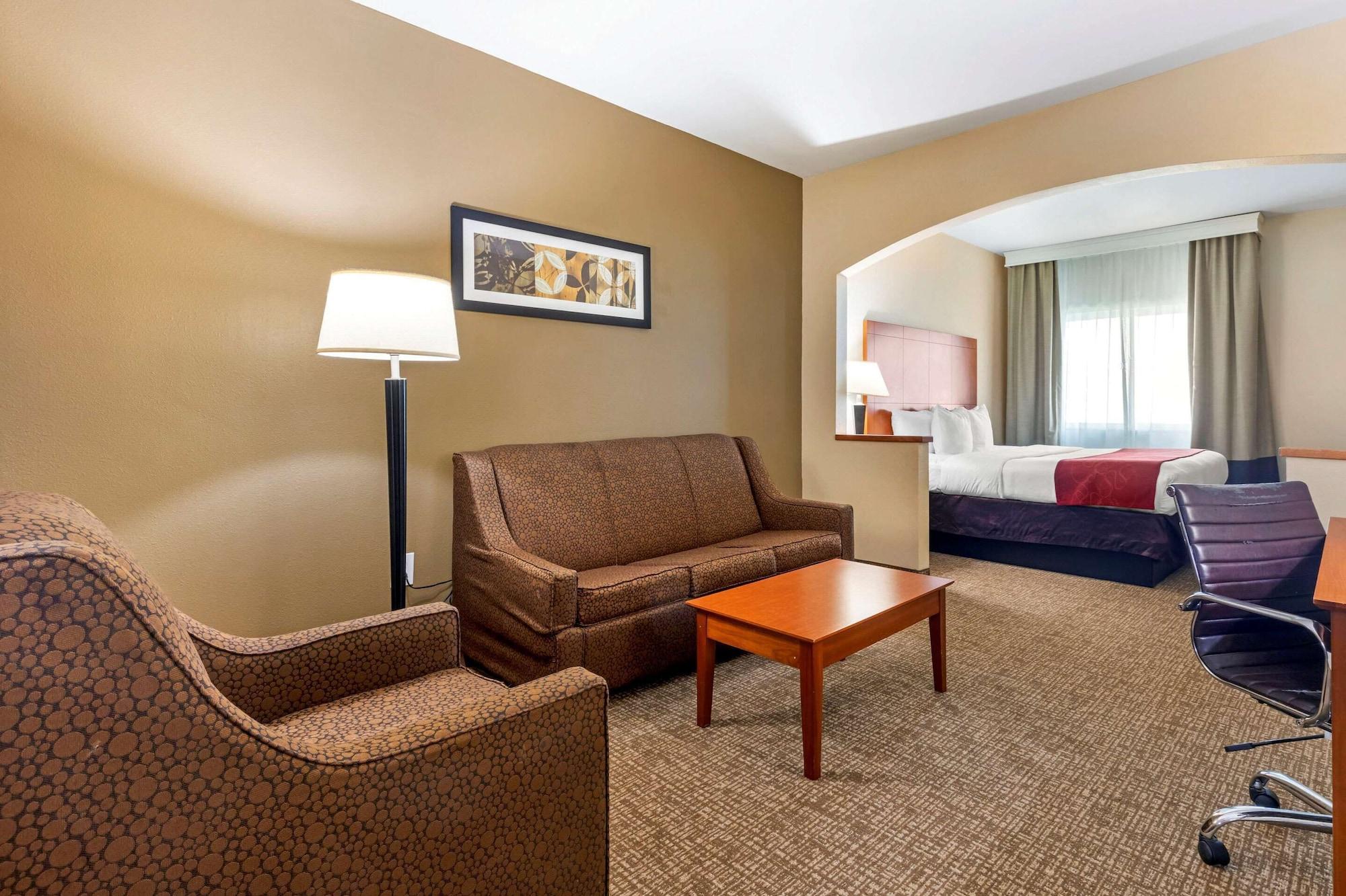 Comfort Suites North Dallas Exterior foto