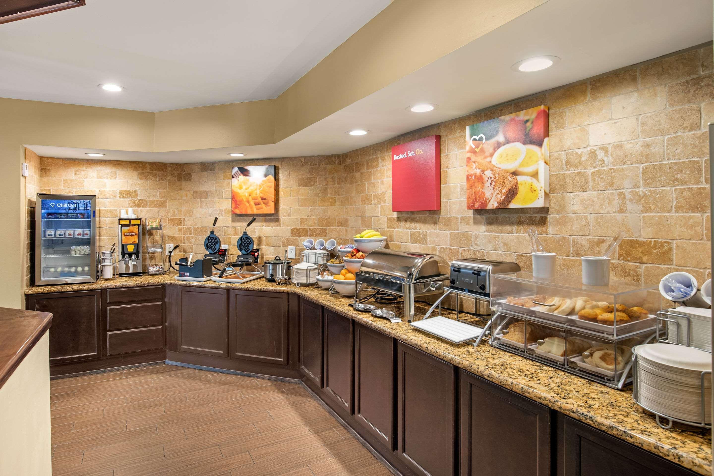 Comfort Suites North Dallas Exterior foto