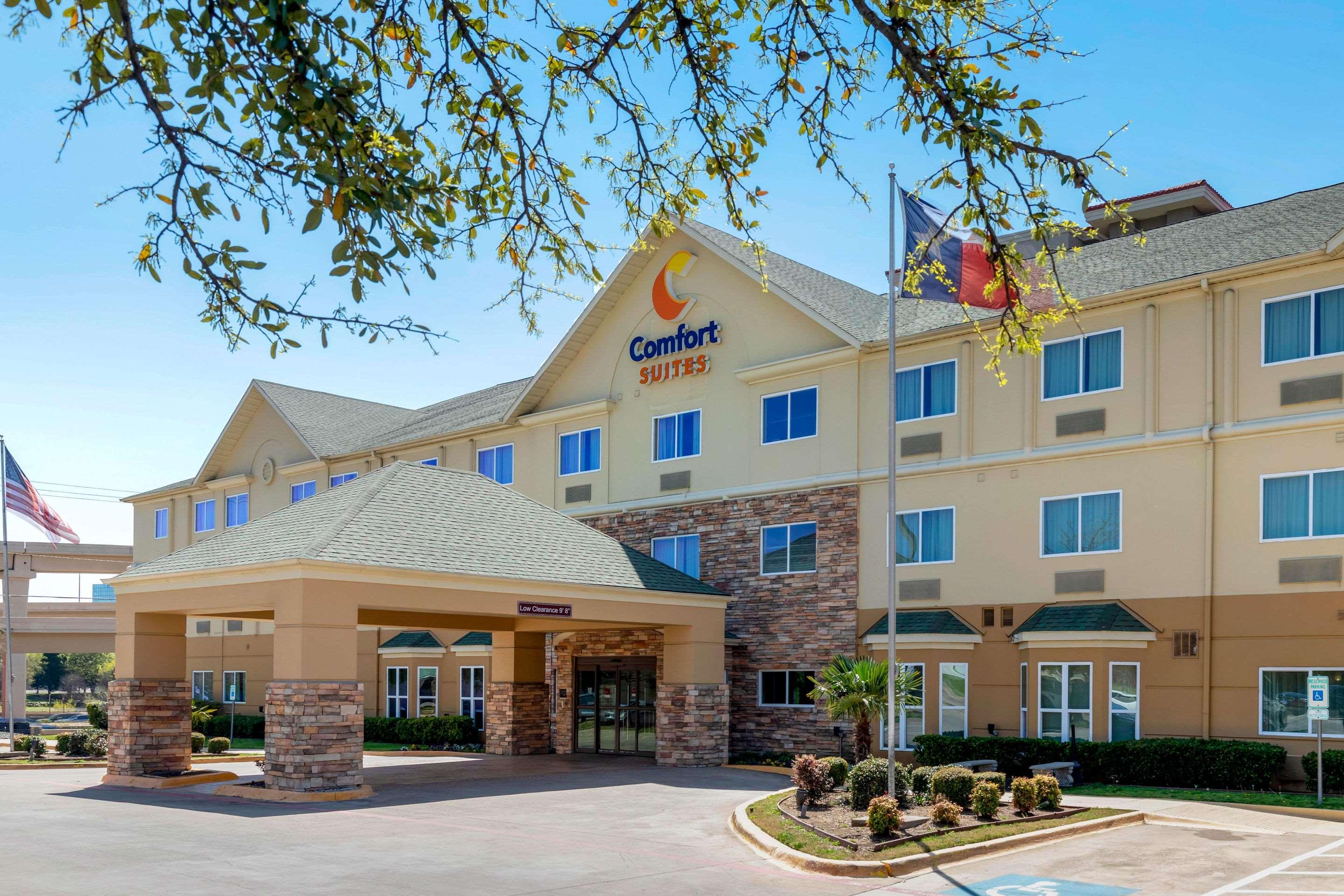 Comfort Suites North Dallas Exterior foto
